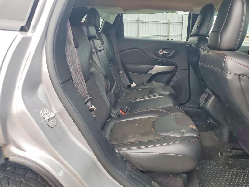 2018 Jeep Cherokee Trailhawk