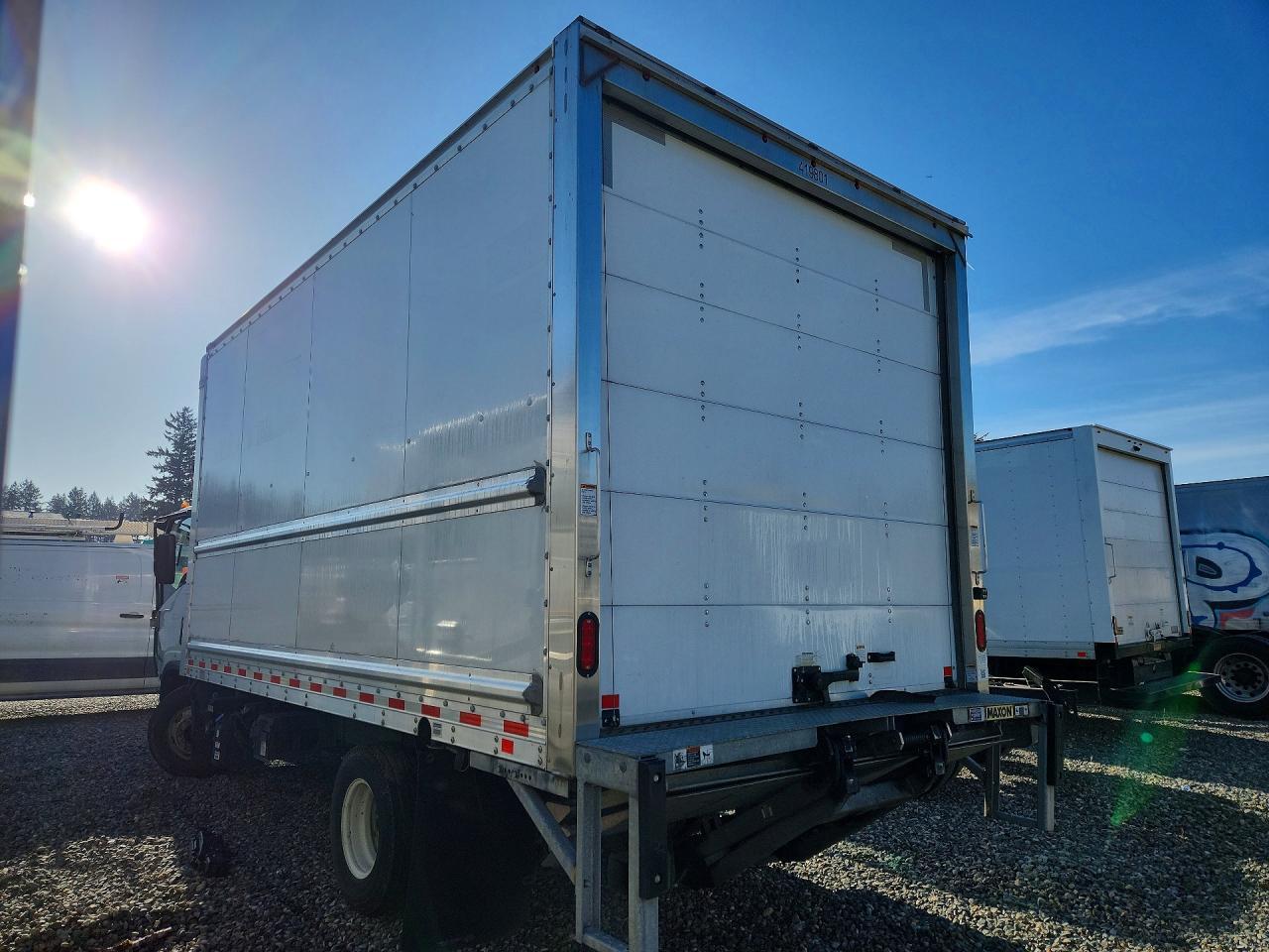 2022 Isuzu NPR HD BOX Truck