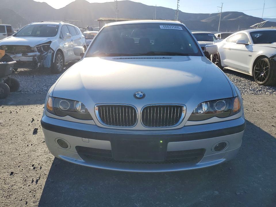 2004 BMW 330 i