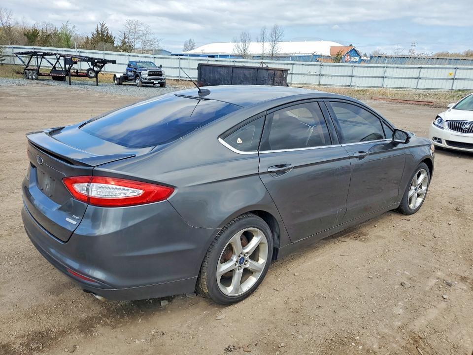 2016 Ford Fusion se
