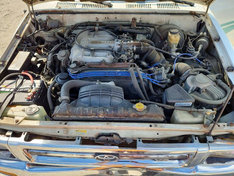 1995 Toyota Pickup SR5