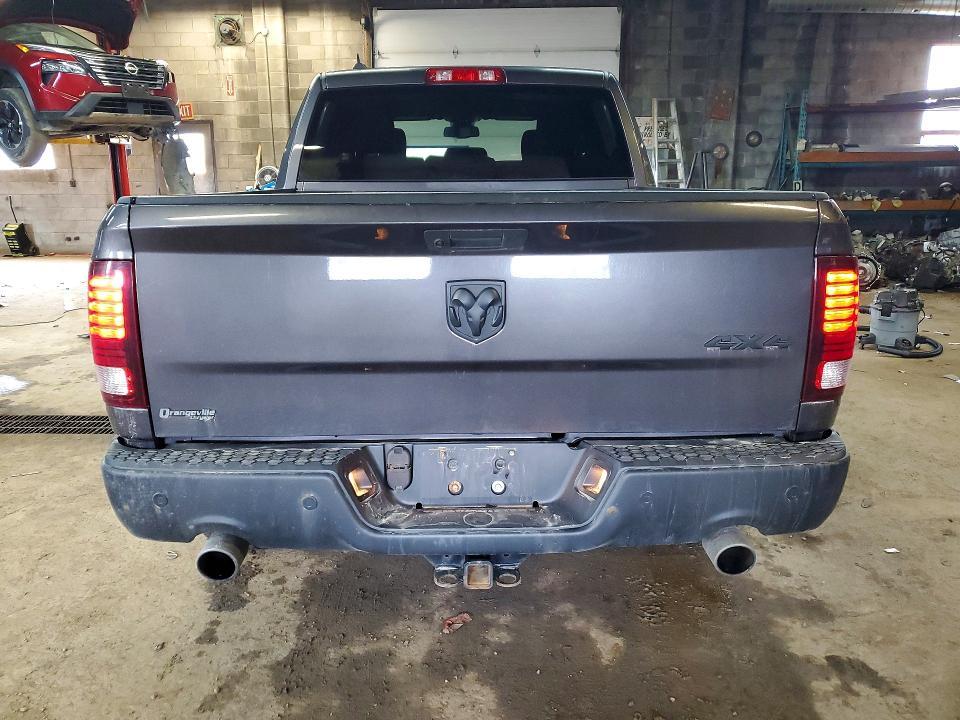 2022 Dodge RAM 1500 Classic SLT