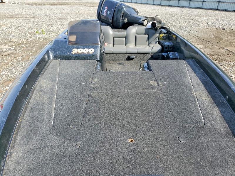 1997 Astro Boats 2000