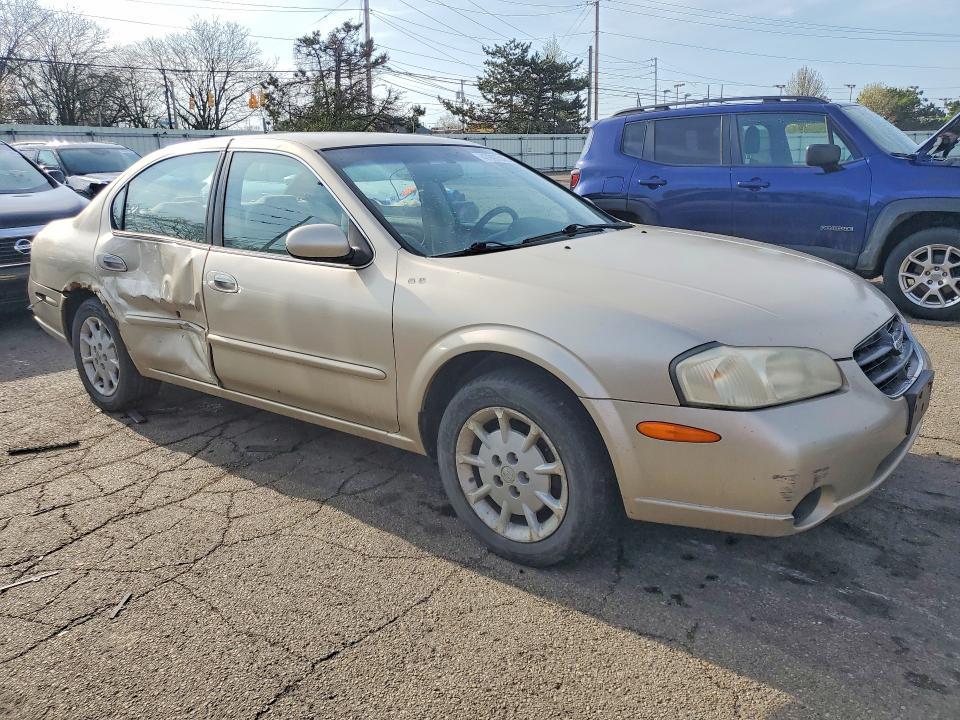 2001 Nissan Maxima gxe