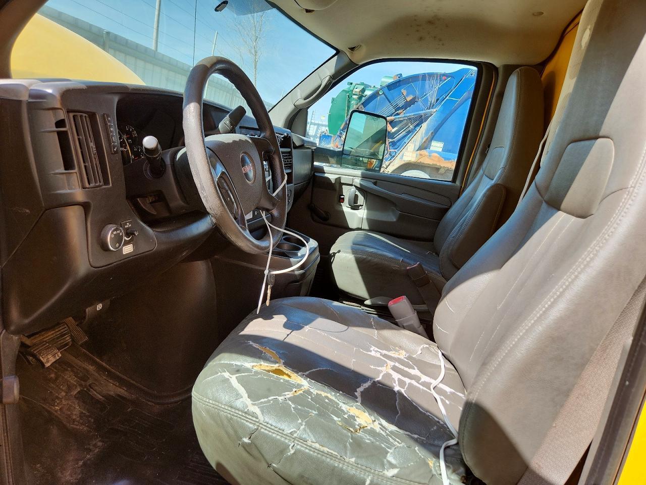 2012 GMC Savana Cutaway G3500