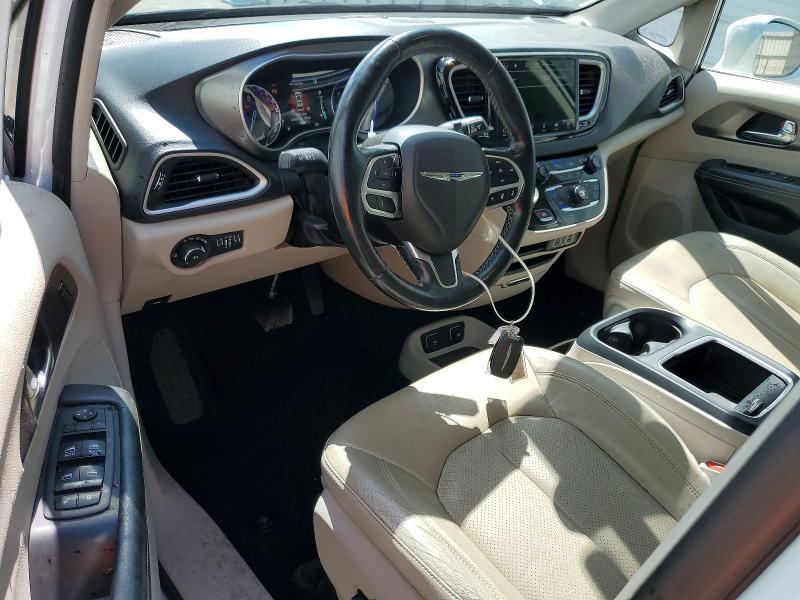 2021 Chrysler Pacifica Touring l