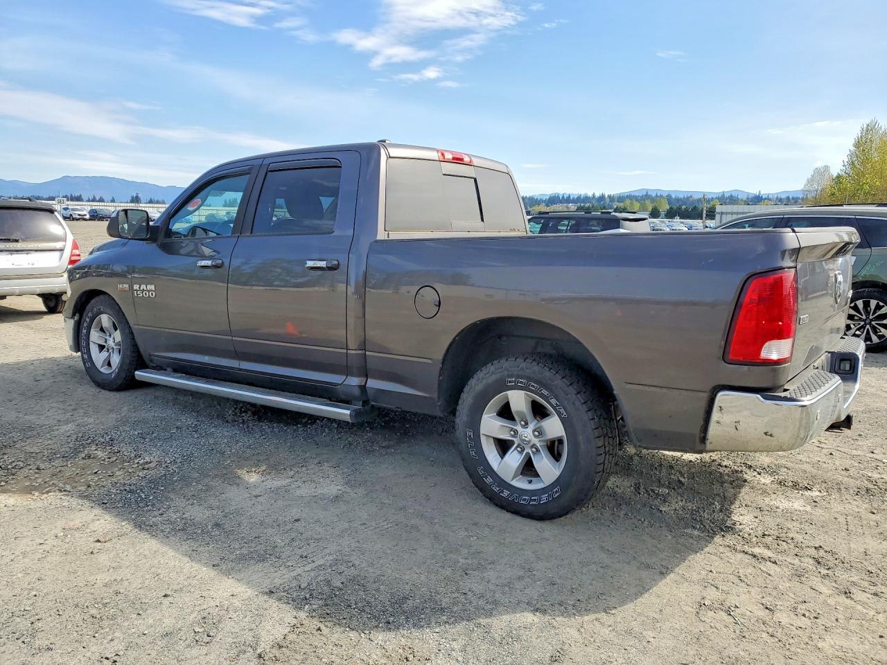 2015 Dodge RAM 1500 SLT