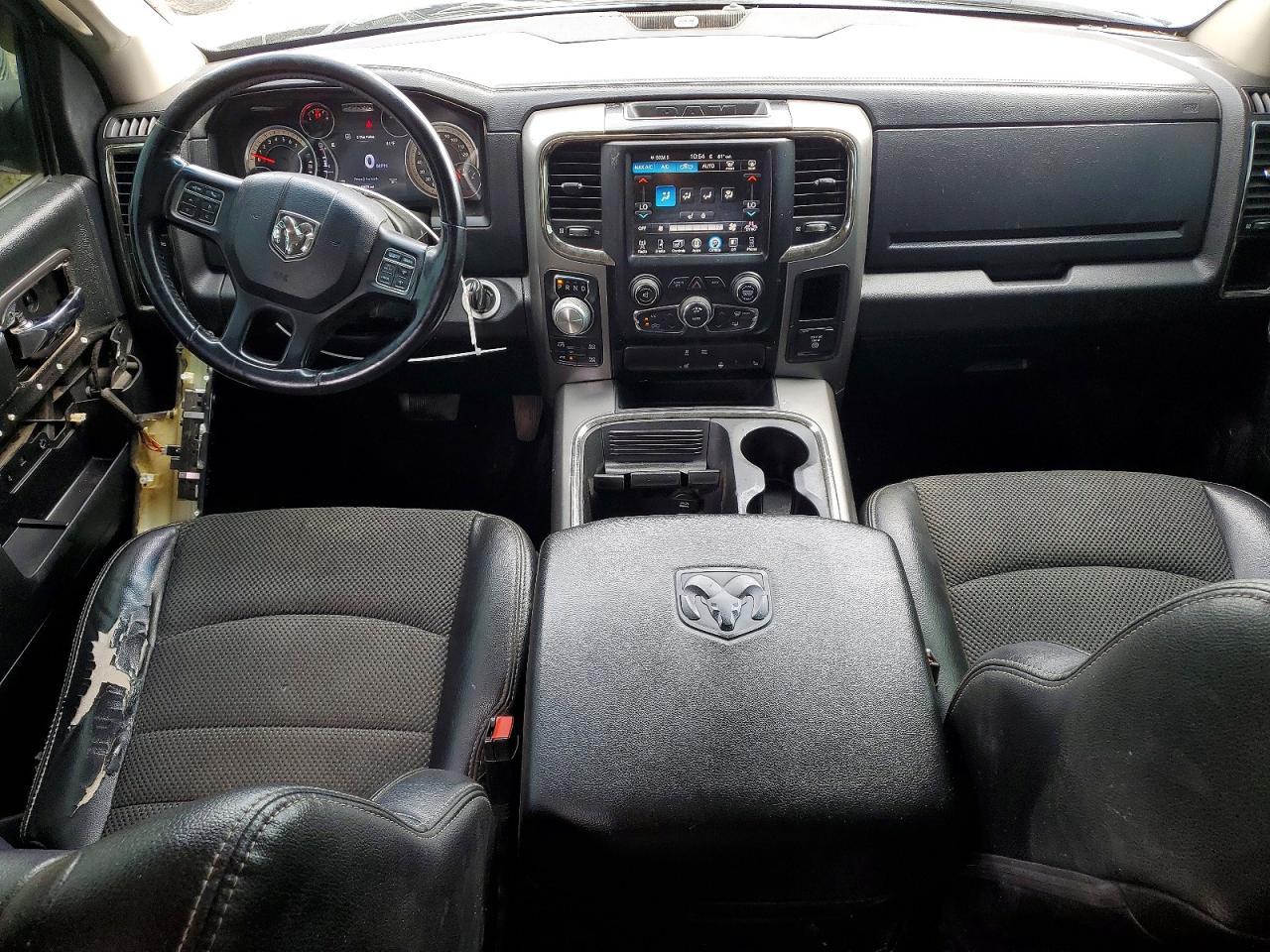 2016 Dodge RAM 1500 Sport