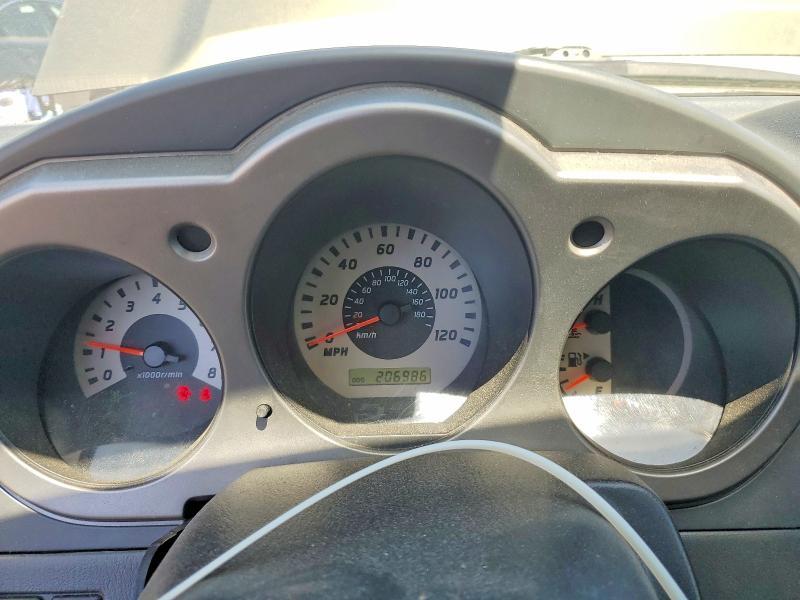 2004 Nissan Xterra xe