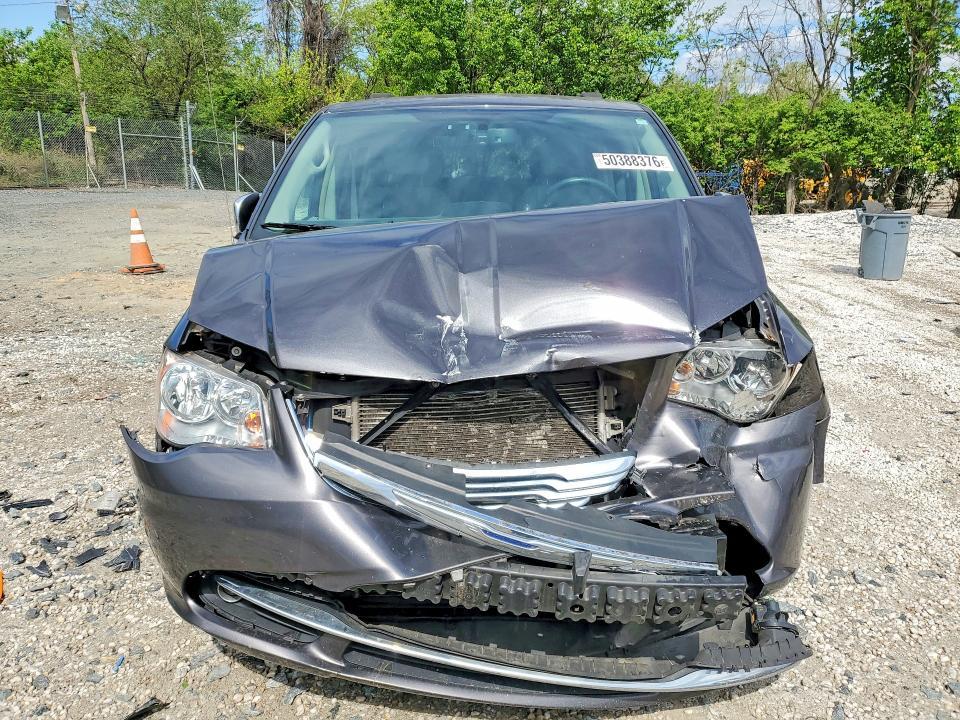 2015 Chrysler Town & Country Touring l