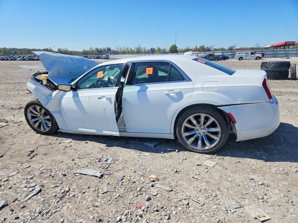 2019 Chrysler 300 Touring