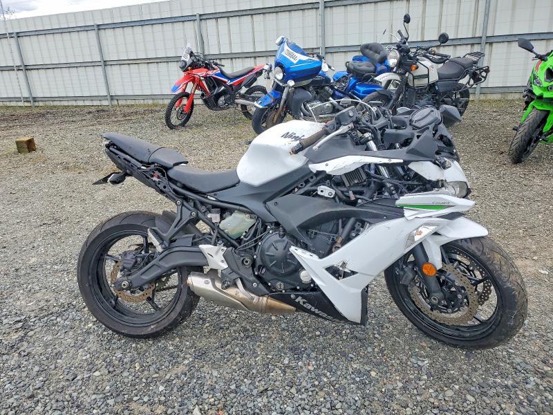 2017 Kawasaki EX650 J