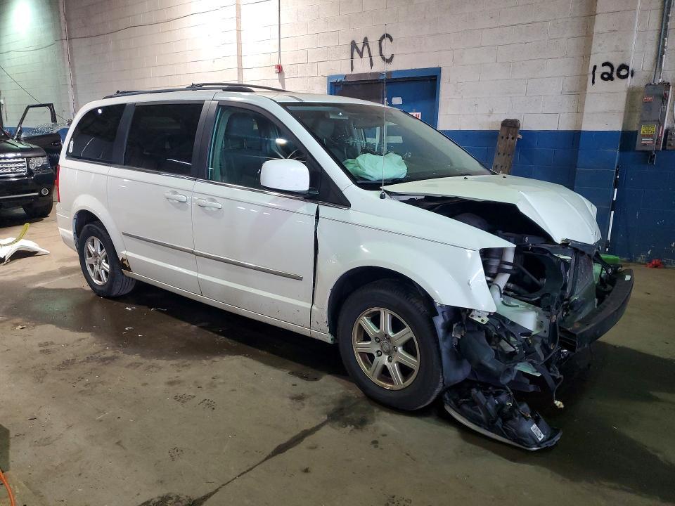 2010 Chrysler Town & Country Touring