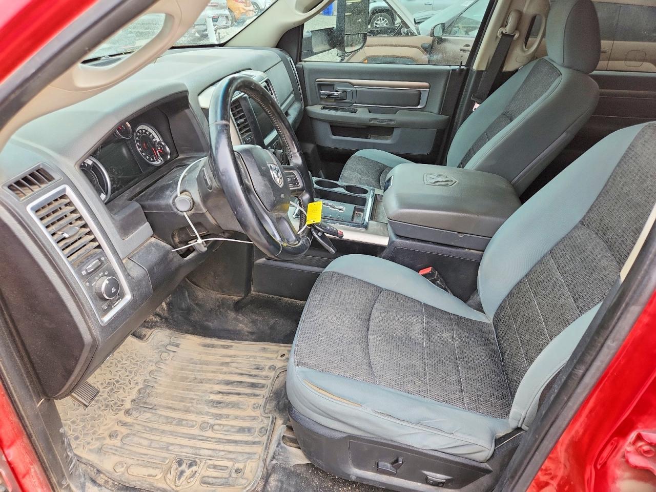 2013 Dodge RAM 1500 SLT
