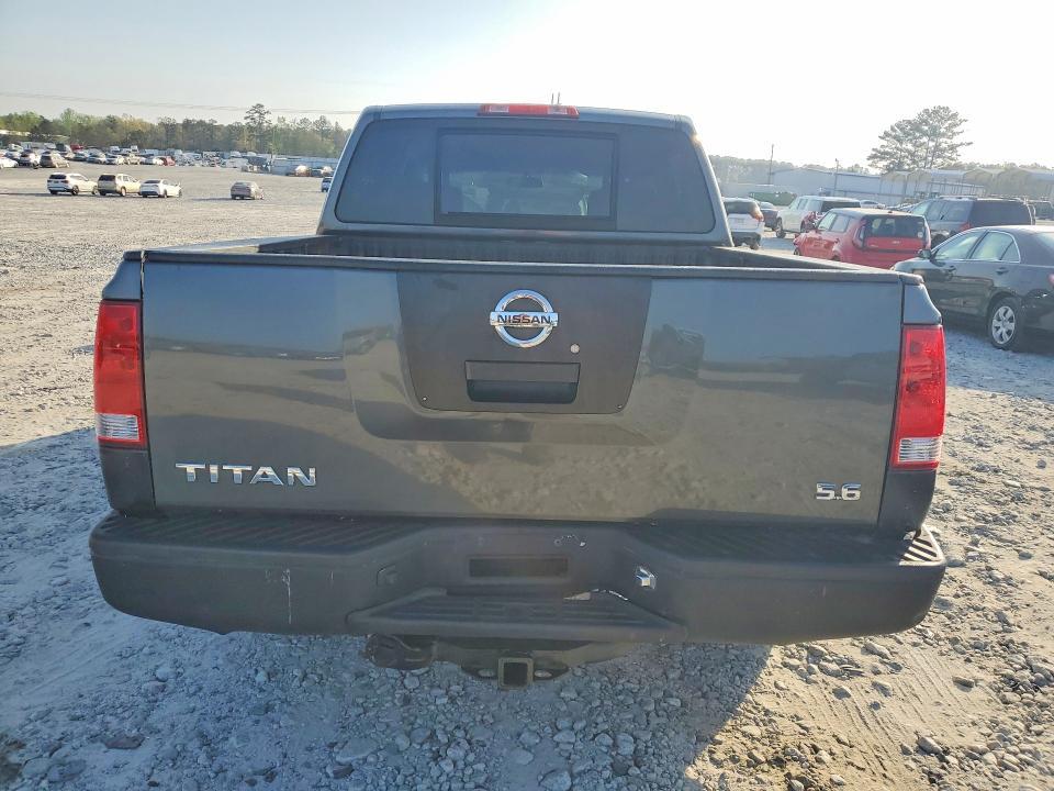 2005 Nissan Titan XE