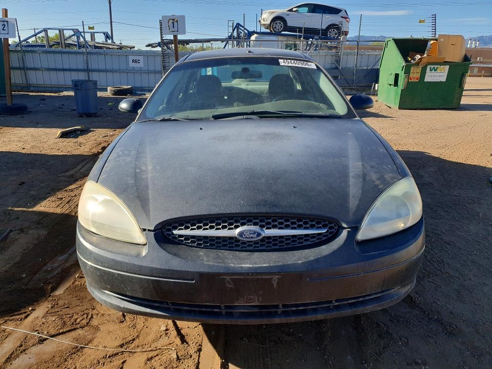 2001 Ford Taurus se