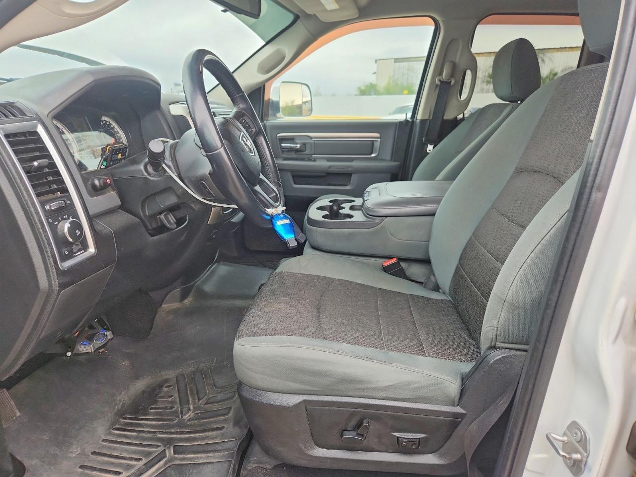 2016 Dodge RAM 1500 SLT