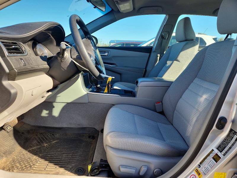 2016 Toyota Camry Hybrid le