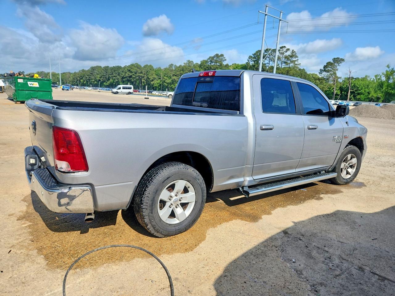 2020 Dodge RAM 1500 Classic SLT