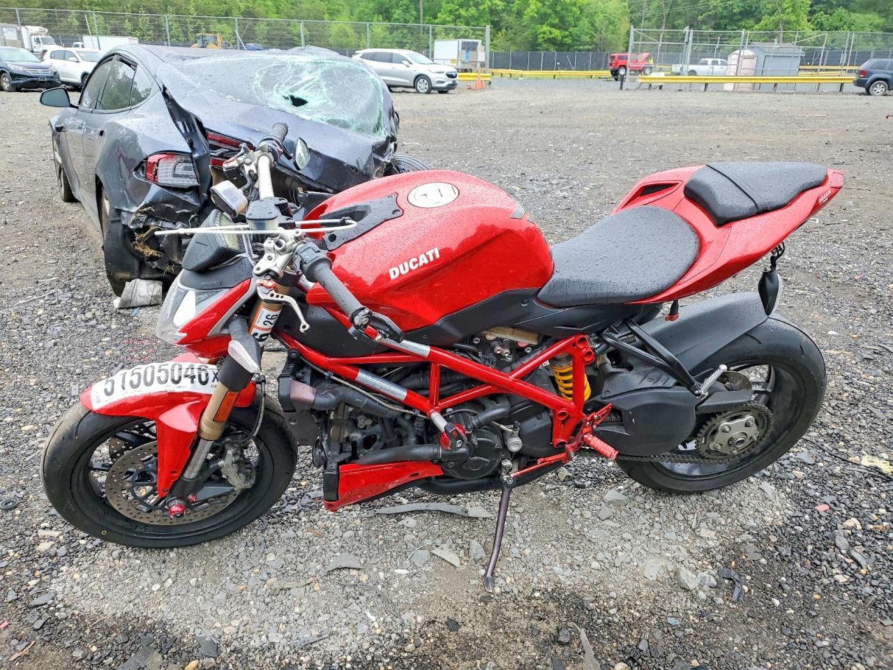 2013 Ducati Streetfighter 848