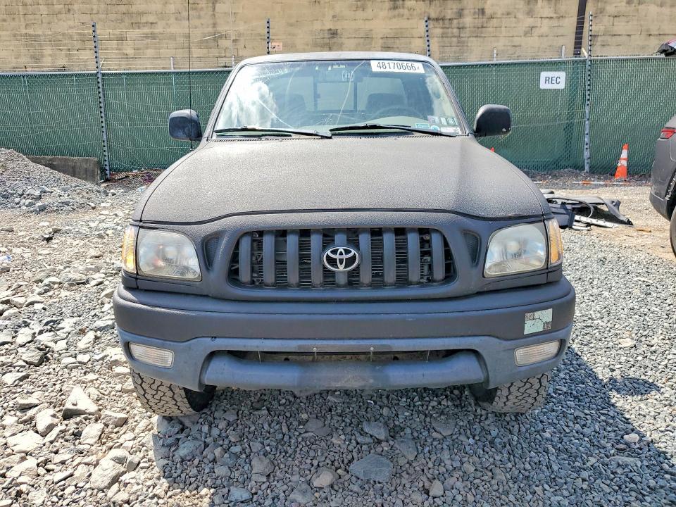 2003 Toyota Tacoma Base