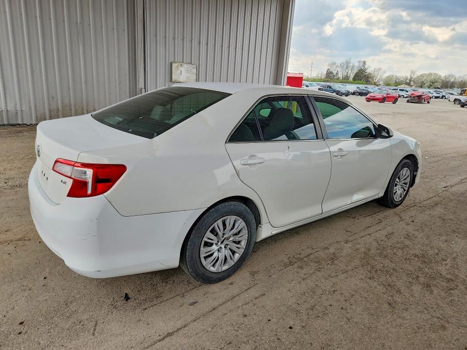 2012 Toyota Camry le