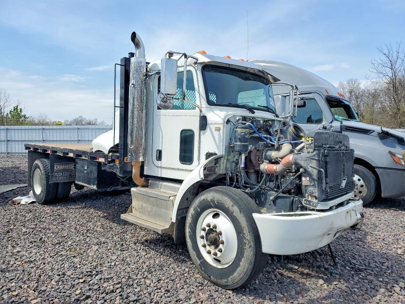 2016 Peterbilt 337 Flatbed Truck