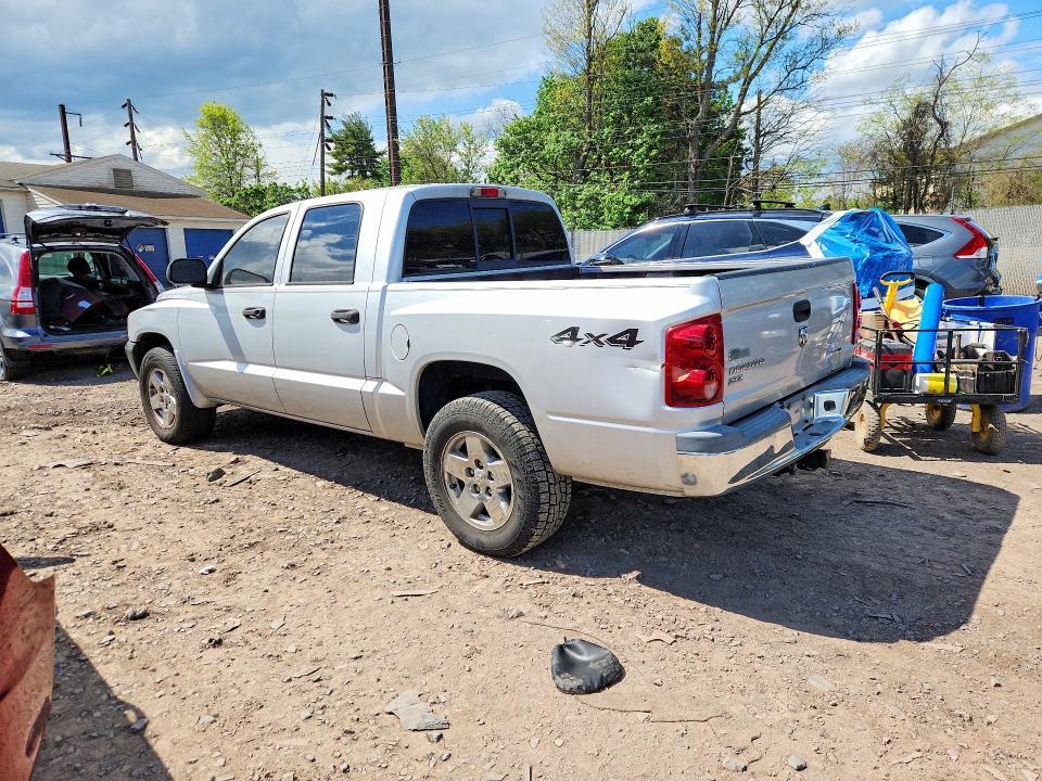 2005 Dodge Dakota Quad SLT