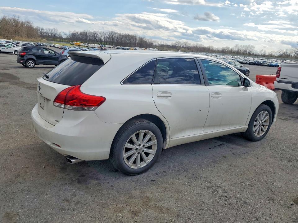 2010 Toyota Venza awd 4cyl