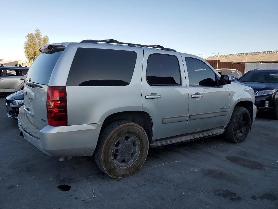 2011 Chevrolet Tahoe C1500 ls