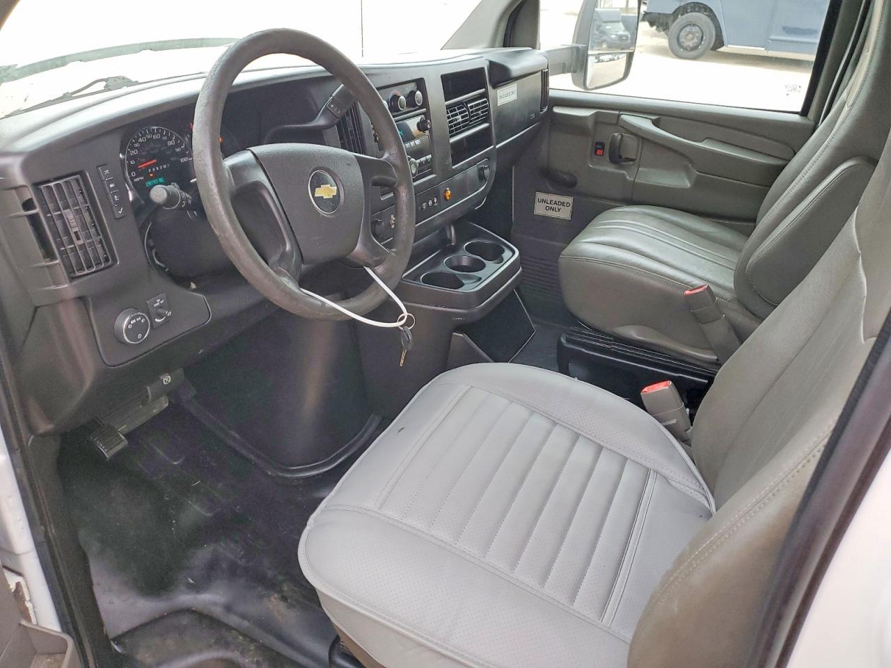 2014 Chev Express Cutaway