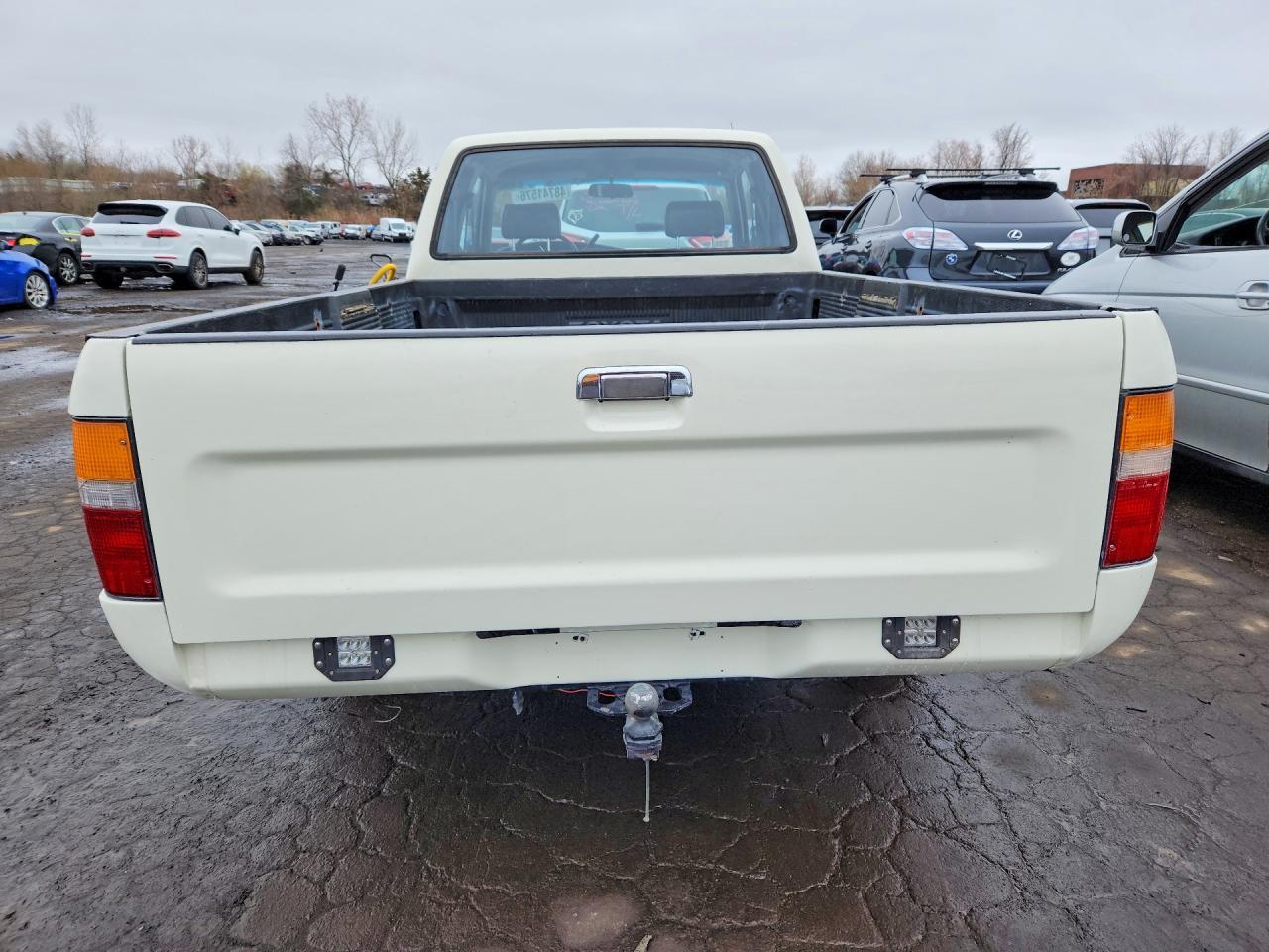 1989 Toyota Pickup Deluxe V6