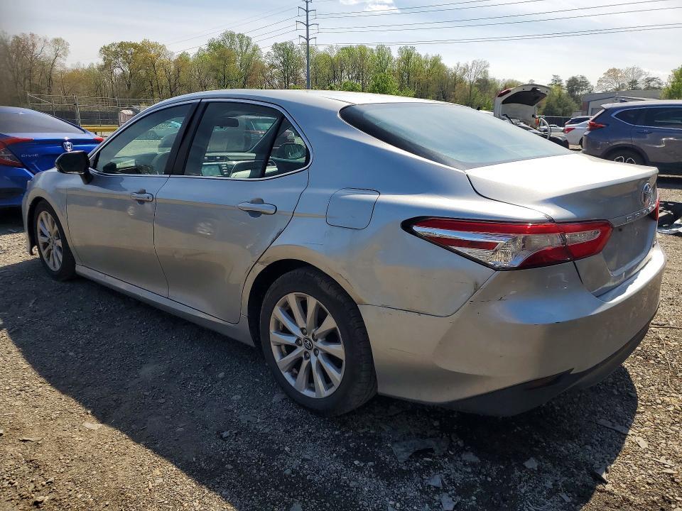 2018 Toyota Camry le