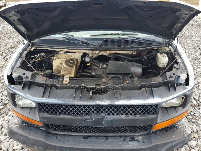 2005 Chev Express G3500