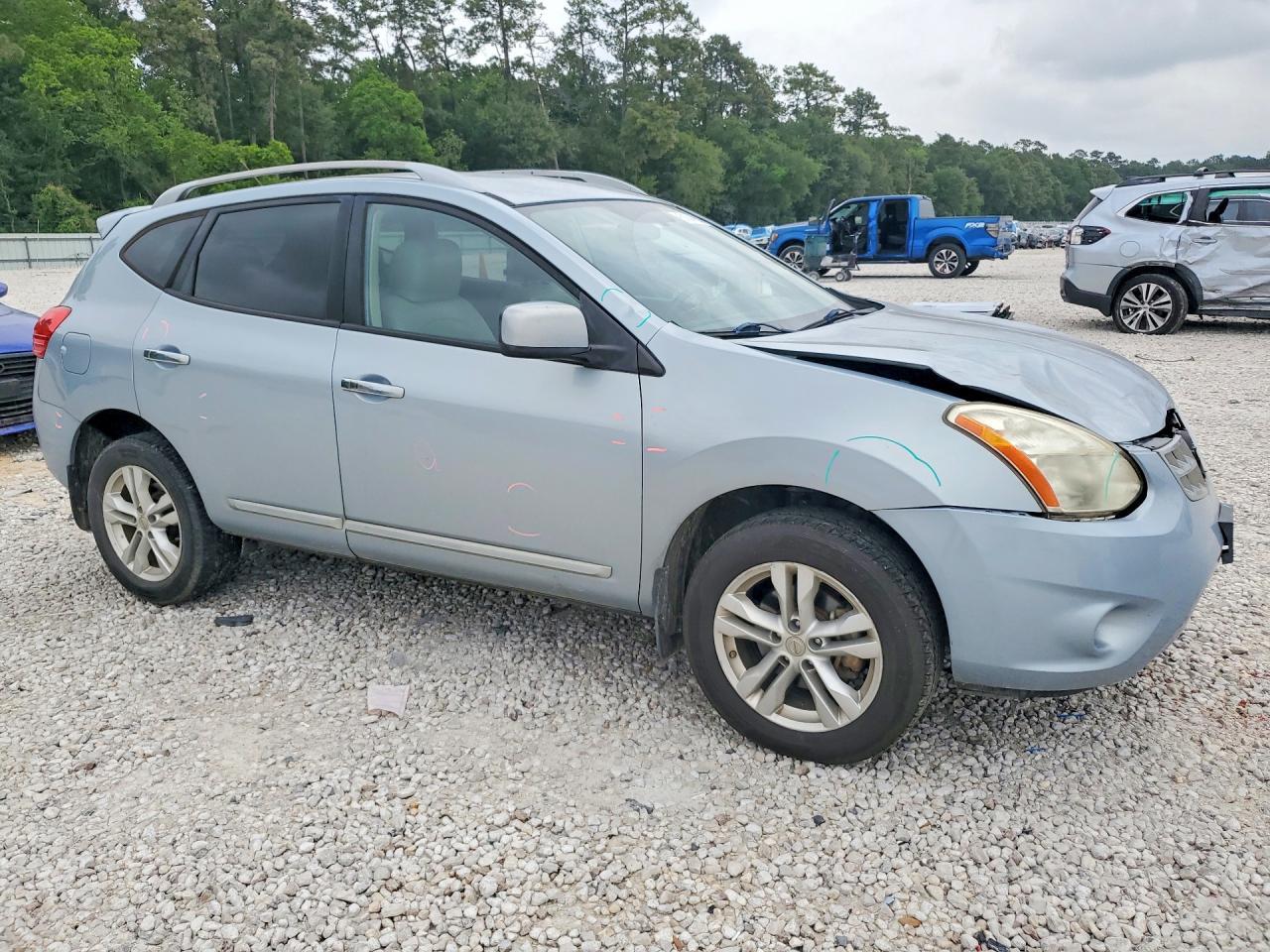 2013 Nissan Rogue s