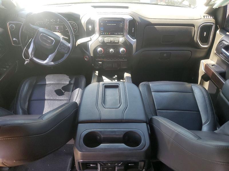 2020 GMC Sierra K1500 SLT