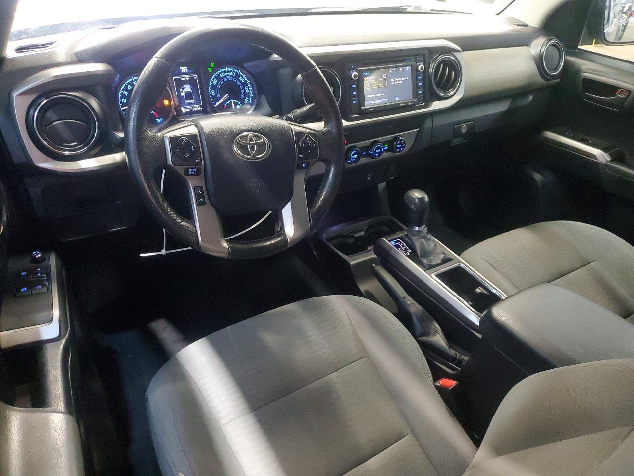 2016 Toyota Tacoma SR5