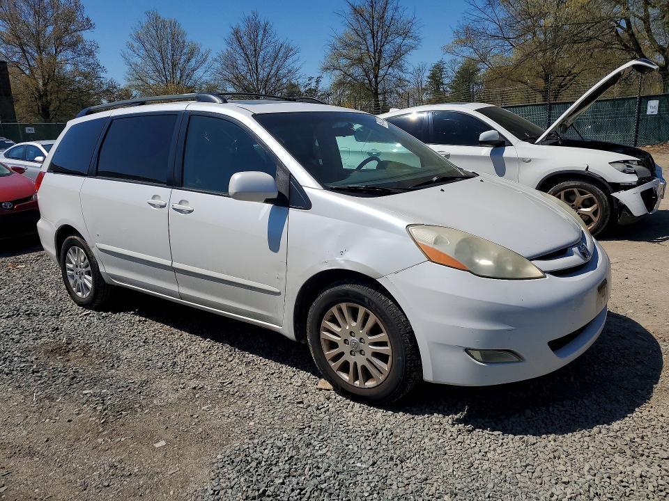2007 Toyota Sienna xle 7-passenger