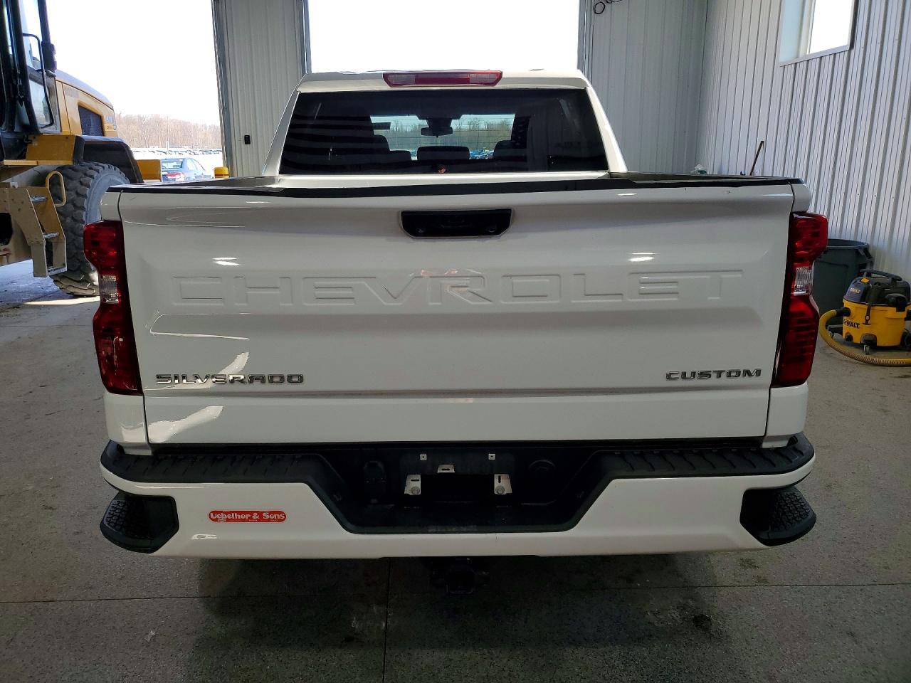 2023 Chevrolet Silverado C1500 Custom