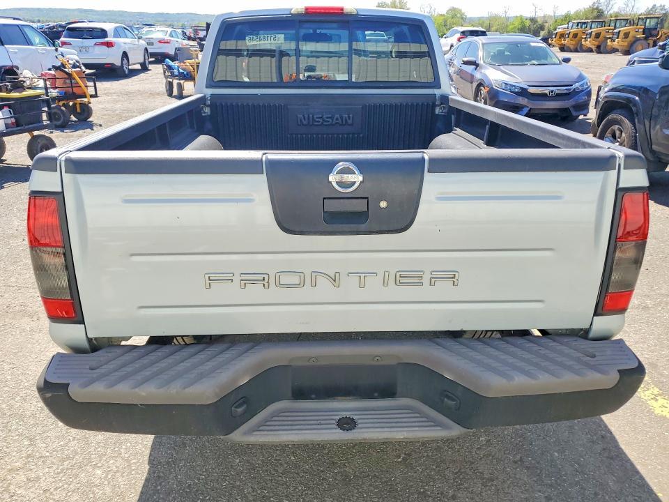 2002 Nissan Frontier Standard