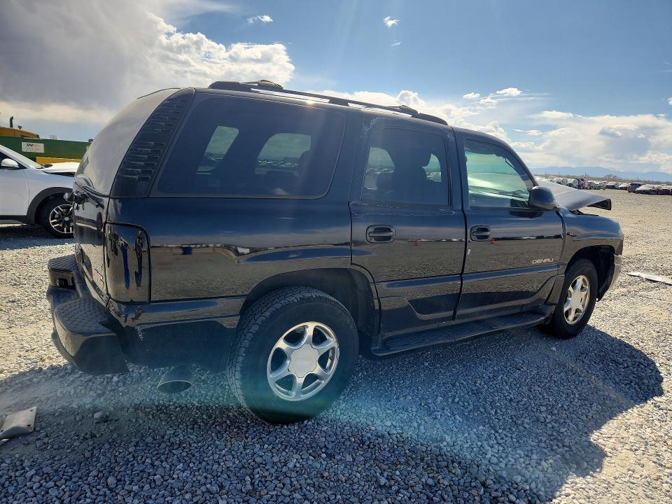2004 GMC Yukon Denali