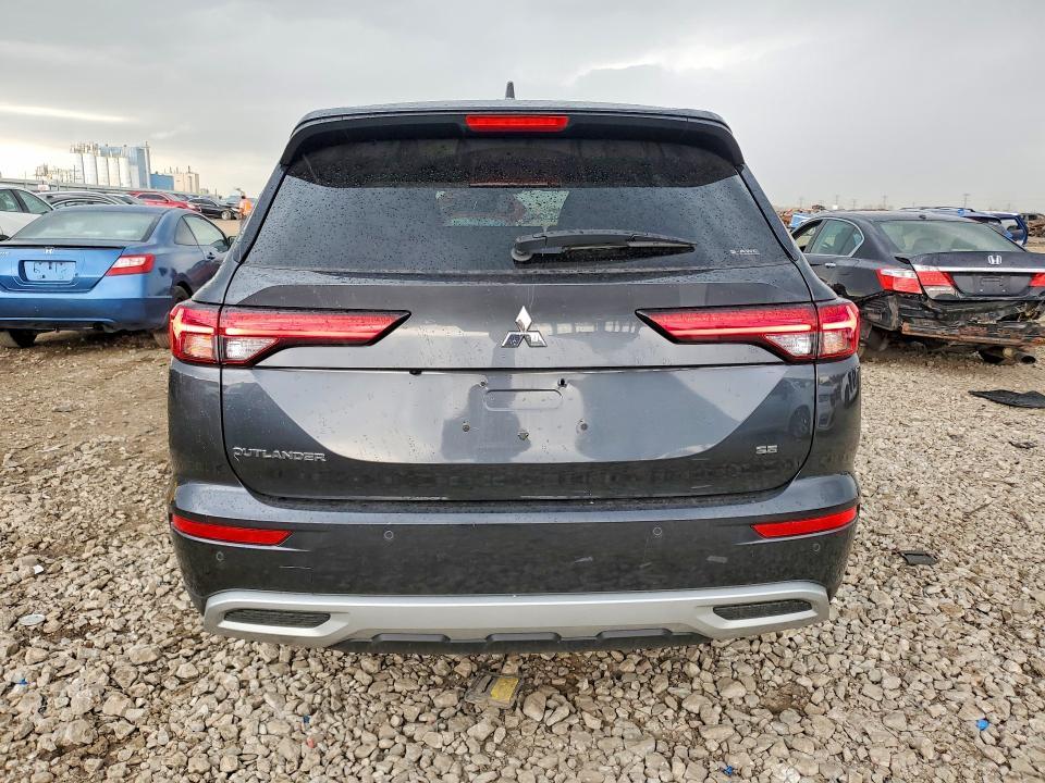2024 Mitsubishi Outlander se