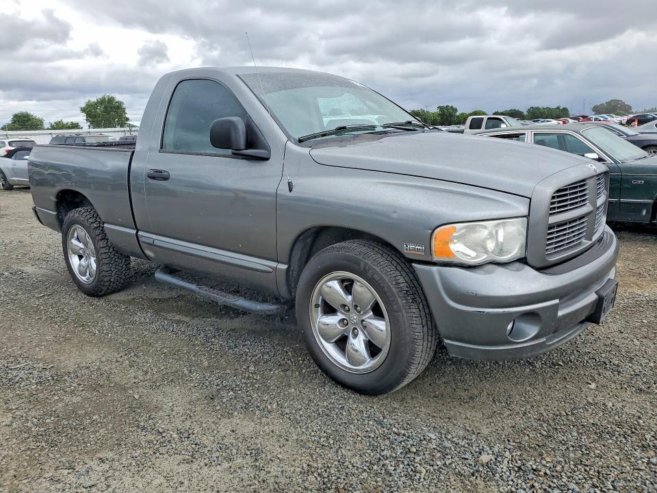 2005 Dodge RAM 1500 ST