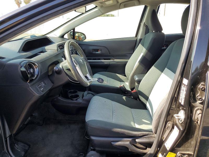 2016 Toyota Prius c Persona Special Edition