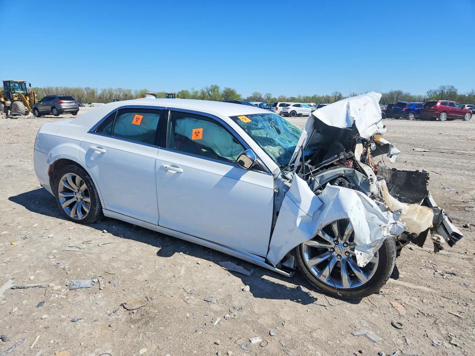 2019 Chrysler 300 Touring