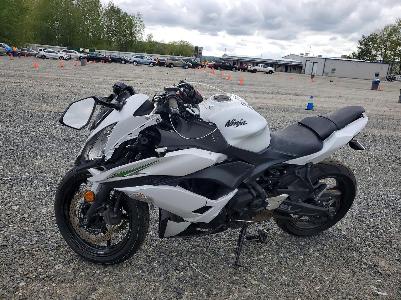 2017 Kawasaki EX650 J