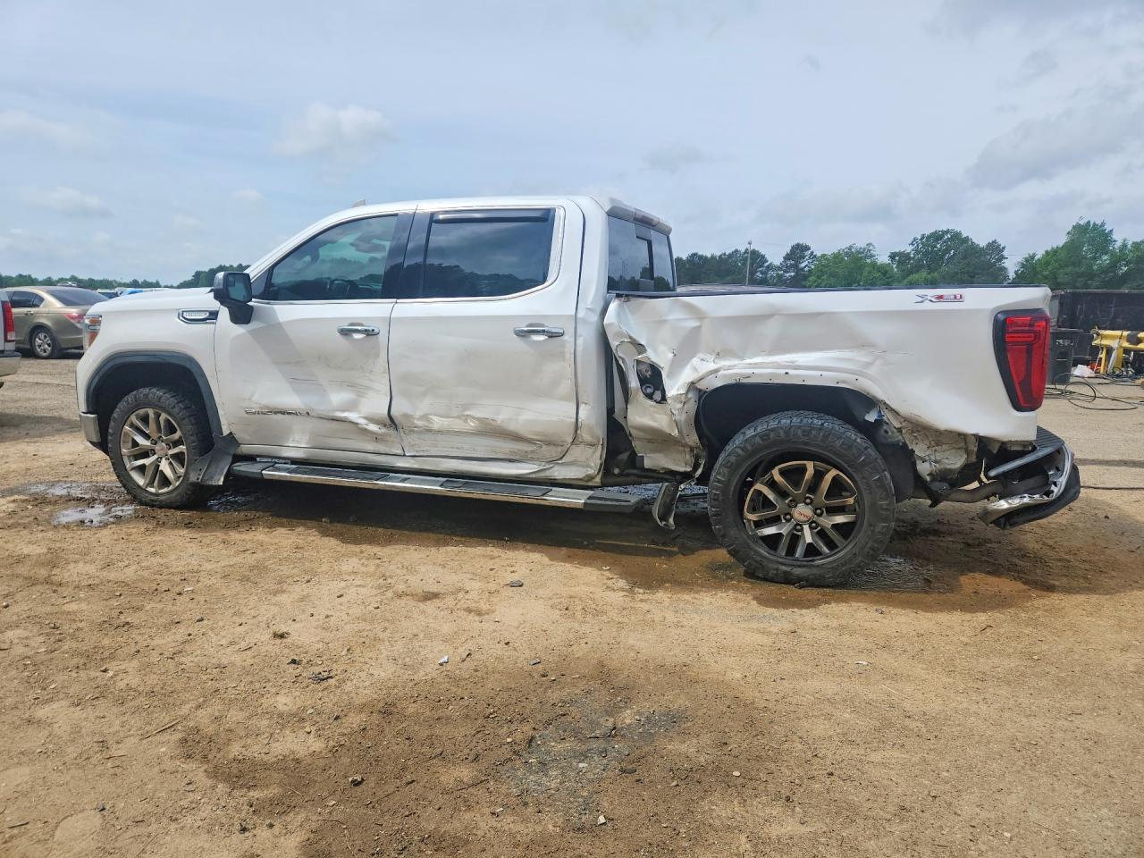 2019 GMC Sierra K1500 SLT