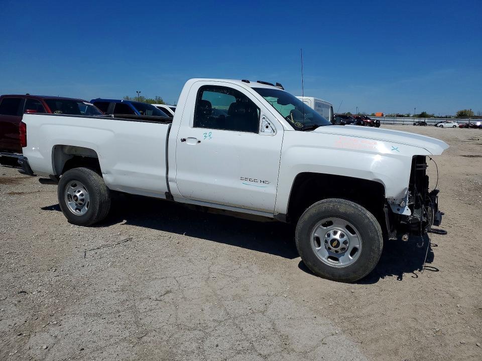 2017 Chev Silverado C2500 Heavy Duty