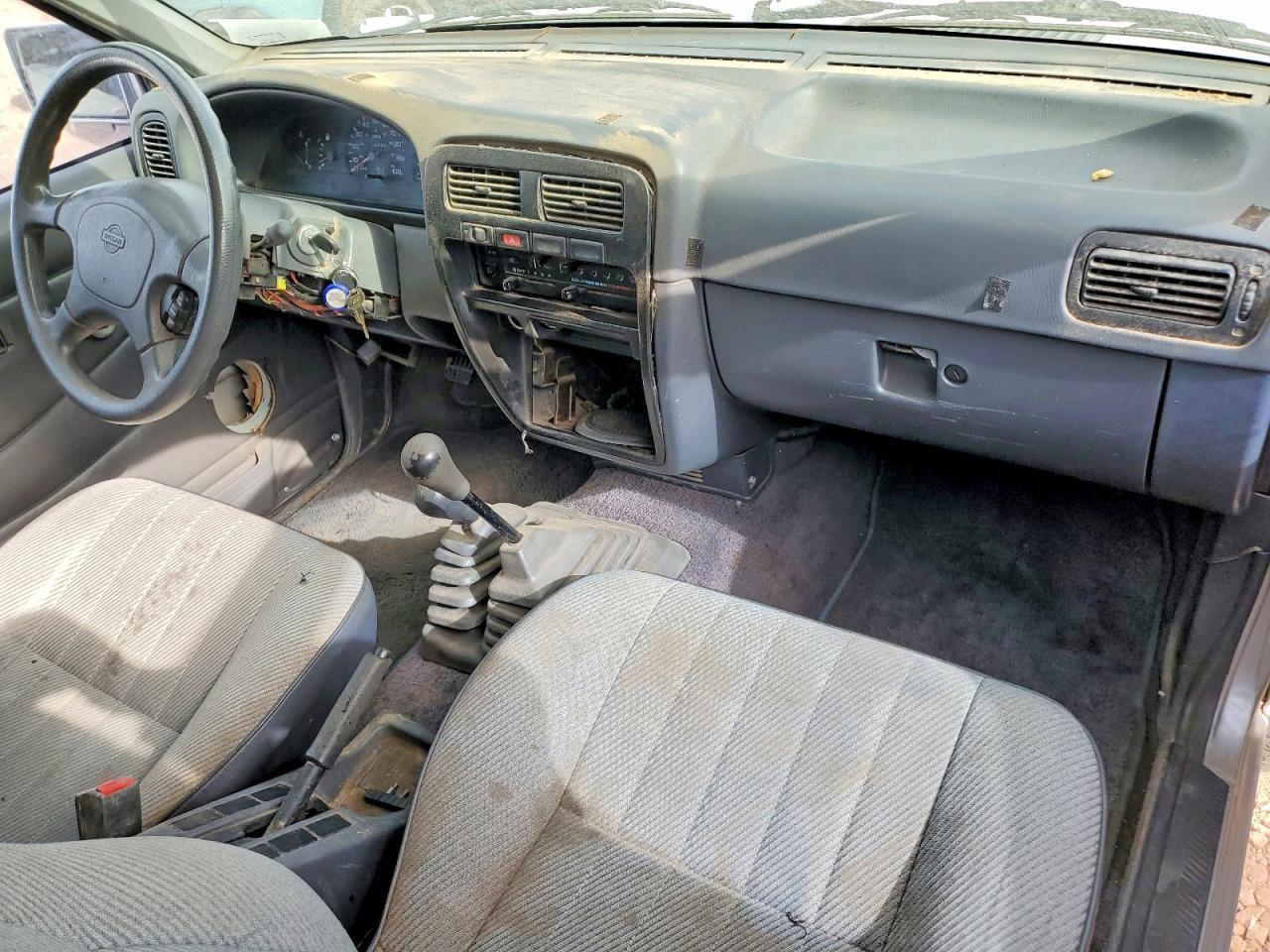 1994 Niss Truck XE V6