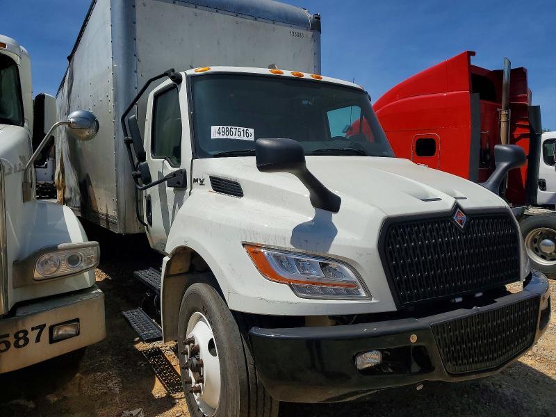 2023 International MV607 BOX Truck